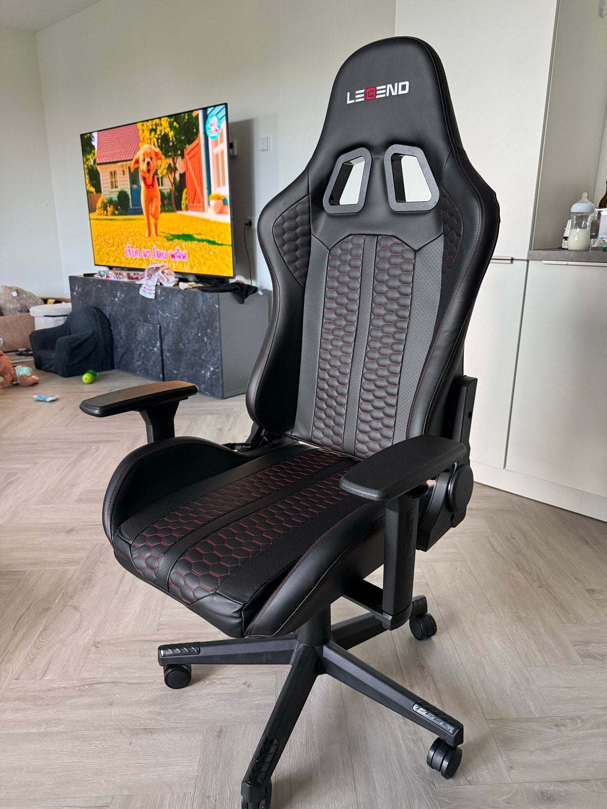 Zo goed als nieuwe NIBE gaming stoel - Zwart/Rood, Ophalen, Kunststof, Zwart, Zo goed als nieuw