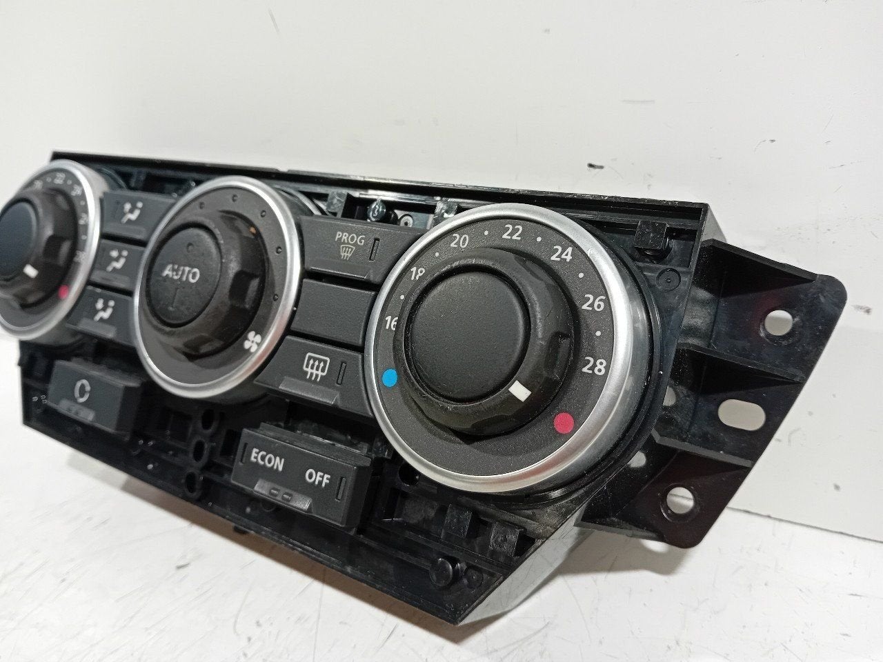 Bedieningspaneel kachel Land Rover Freelander, Onderdelen@venauto.nl, Van der Ven Autorecycling B.V., Ettenseweg 76, 4706 PB Roosendaal, The Netherlands