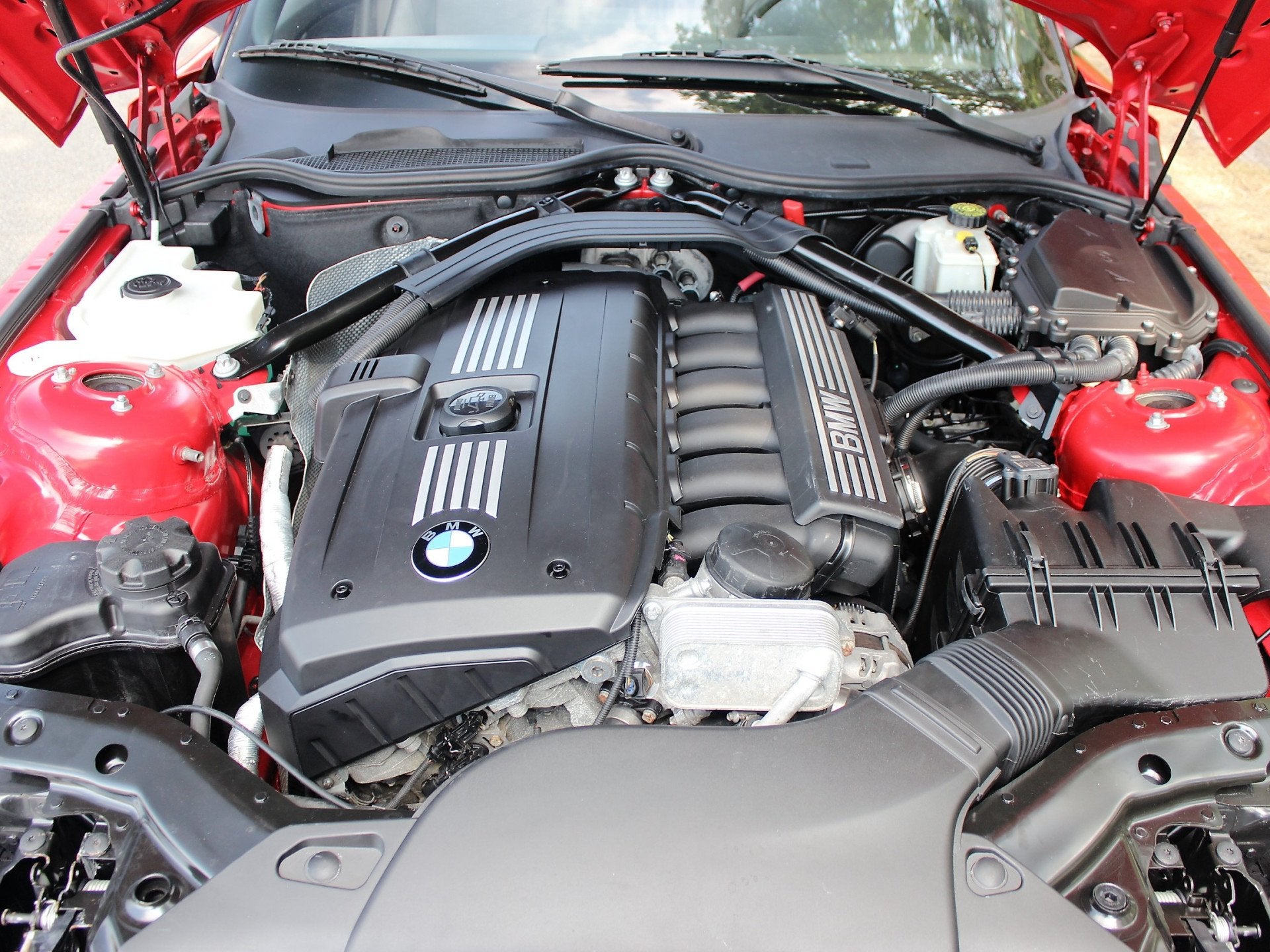 Foto 14 van BMW Z4 Roadster sDrive30i M-Sport Navigatie (bj 2010)