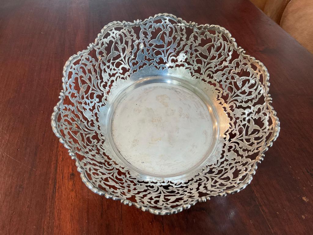 Antieke zilveren schaal met vogeldecor, 800 zilver, Ophalen of Verzenden, Zilver