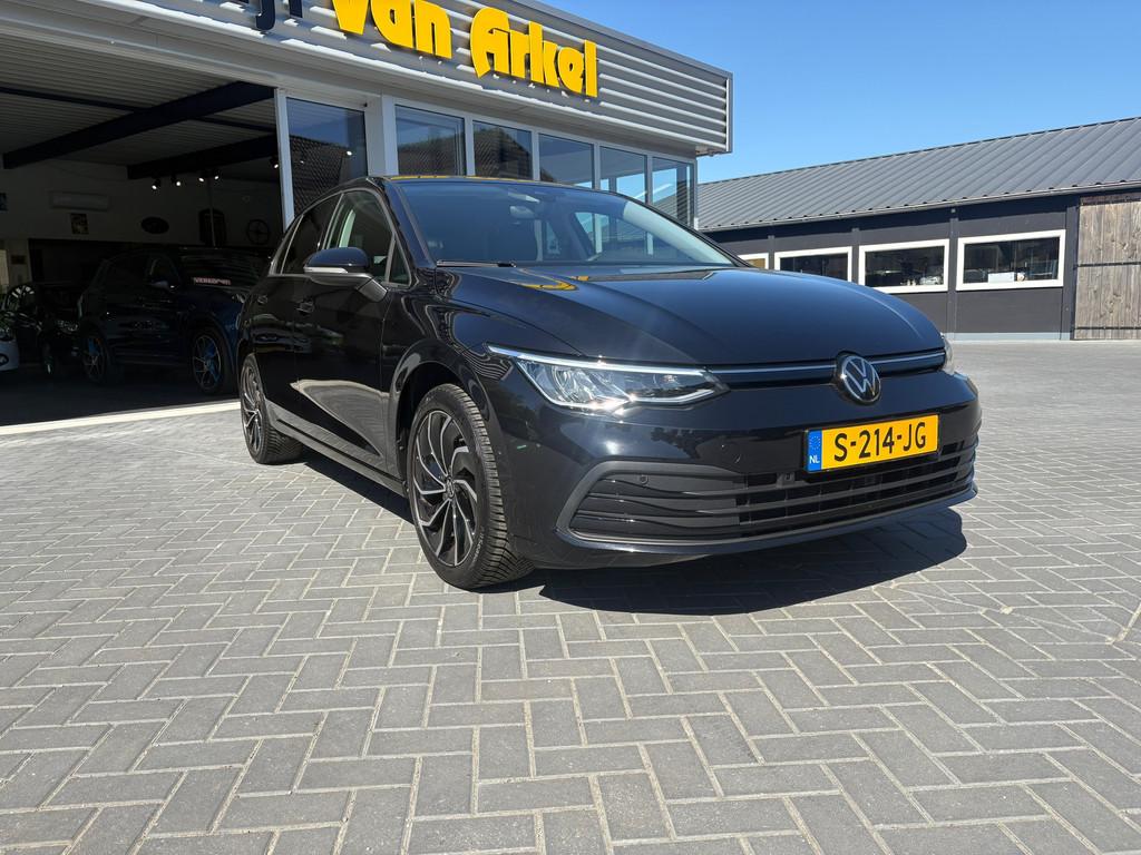 Volkswagen Golf 1.0 TSI Life, Voorwielaandrijving, Stof, Gebruikt, 620 kg