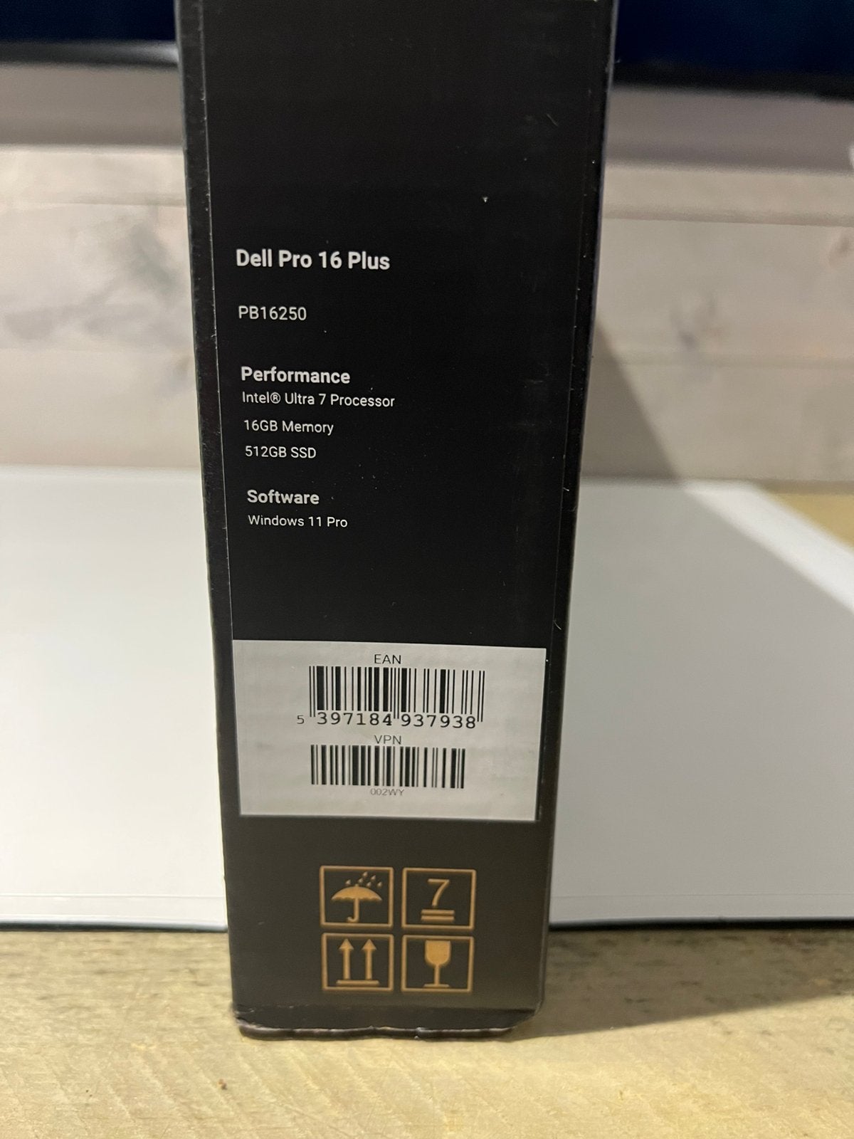 DELL Pro Plus PB16250 - 16 inch - Intel Core Ultra 7 255U, Nieuw, Ophalen of Verzenden, Nvt, Nvt