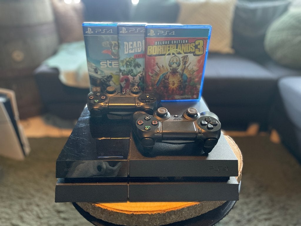 PlayStation 4 met 2 controllers, 3 games & accessoires, Ophalen, Met 2 controllers, Slim, 500 GB