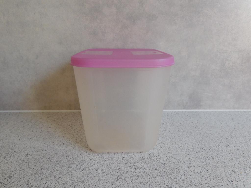 Tupperware Frisdoos 1 Ltr. Roze, Ophalen of Verzenden, Gebruikt, Overige typen