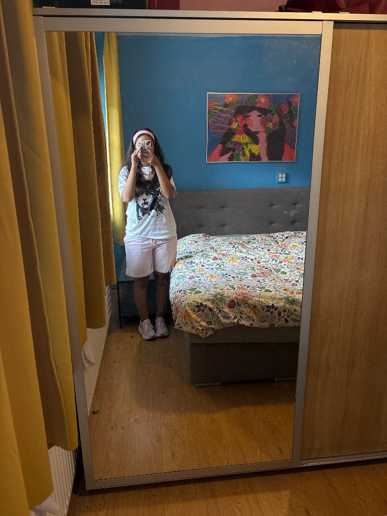 Ikea kast bruin met spiegel, Huis en Inrichting, Kasten | Kledingkasten, 150 tot 200 cm, Zo goed als nieuw, 25 tot 50 cm, Overige houtsoorten