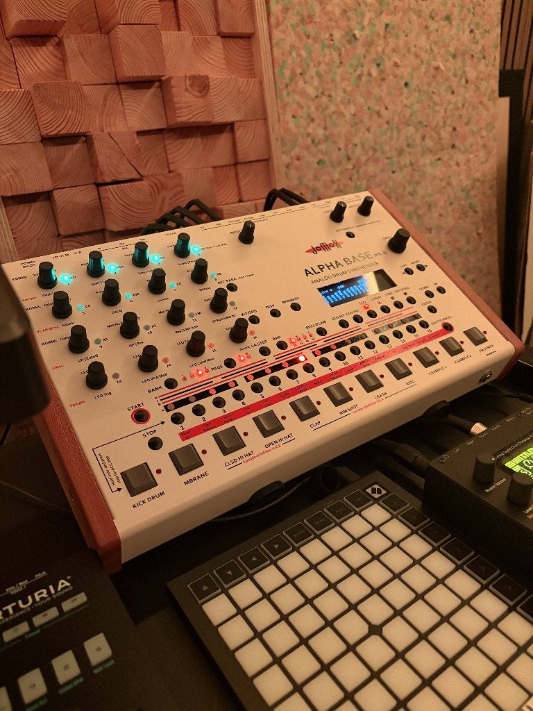 Jomox Alpha Base Mk2 – In absolute nieuwstaat + garantie, Ophalen, Zo goed als nieuw, Overige aantallen, Overige merken