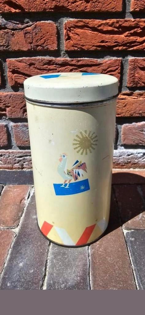 O.a. Antiek COOP/HUS & Brabantia BESCHUIT
BLIK €7,50 p/st, Verzamelen, Ophalen of Verzenden, Zo goed als nieuw, Overige