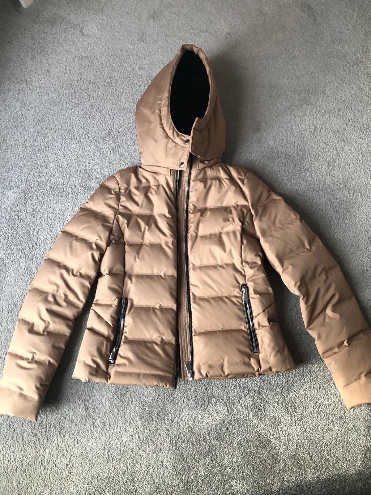Winterjas dons met capuchon en teddy voering, Ophalen of Verzenden, Zo goed als nieuw, Maat 36 (S), Beige