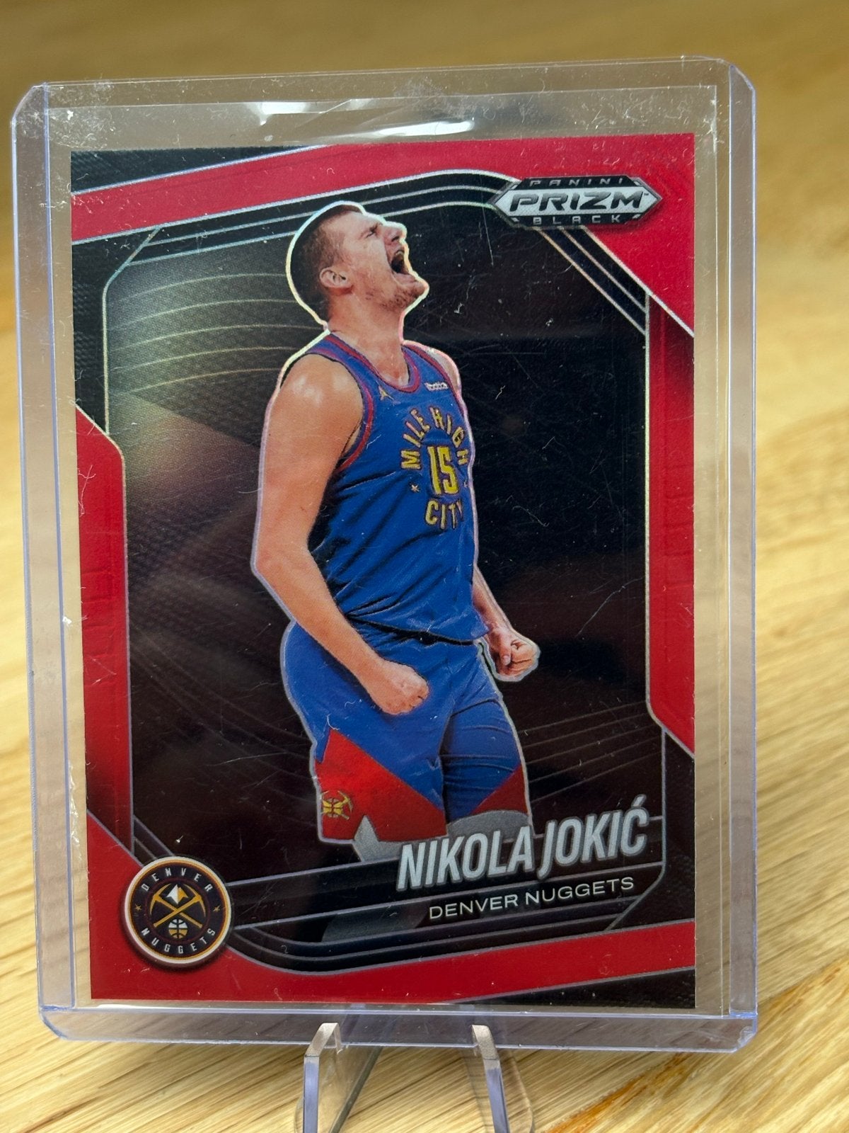 Nikola Jokic Panini Prizm Black NBA Spelerskaart, Ophalen of Verzenden, Zo goed als nieuw, Overige sporten, Spelerskaart