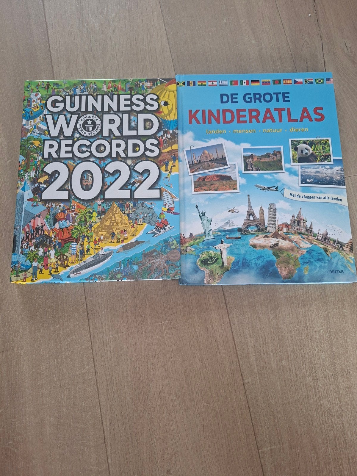 Records boek en kinder atlas, Ophalen, Gelezen, Dieren