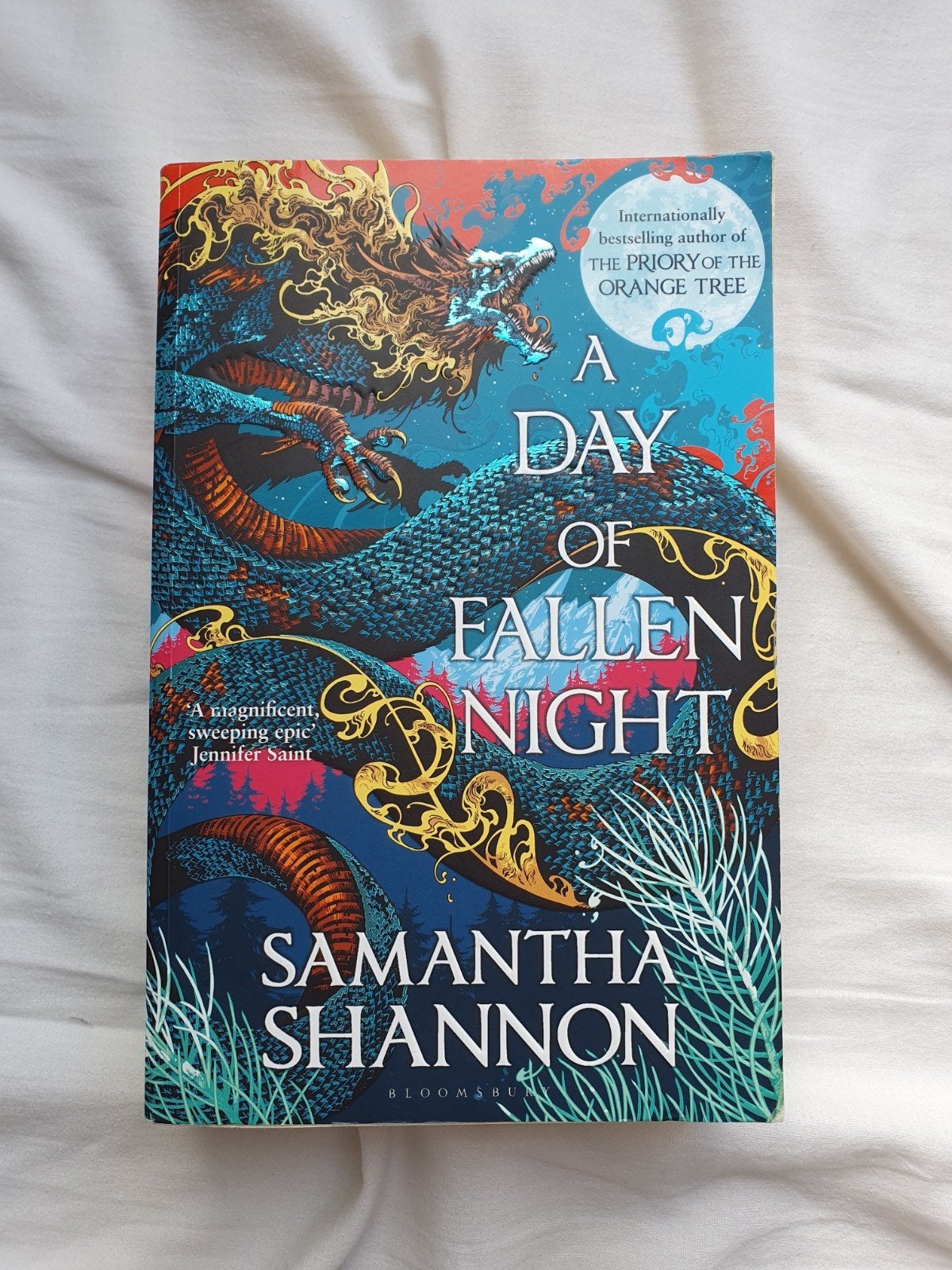 A Day of Fallen Night - Samantha Shannon (Engels), Boeken, Ophalen of Verzenden, Zo goed als nieuw, Samantha shannon