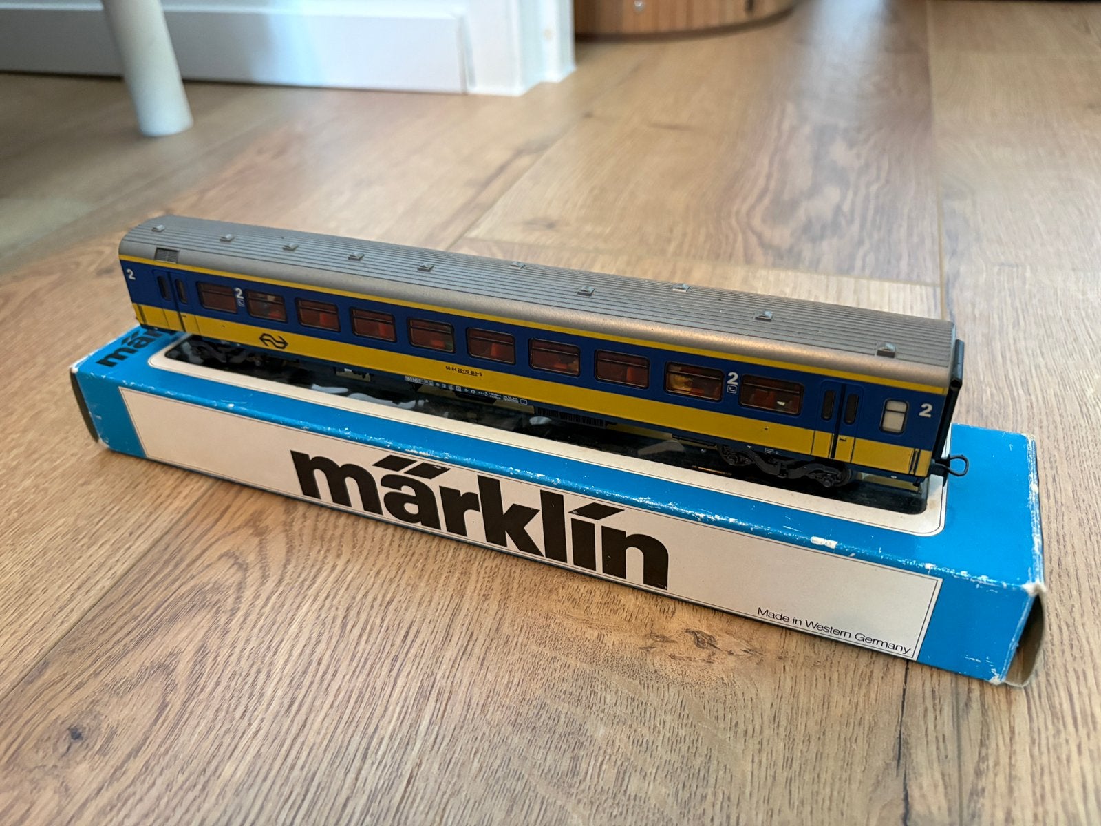 2x Marklin NS intercity rijtuig H0, Wisselstroom, Wagon, Ophalen of Verzenden, Märklin