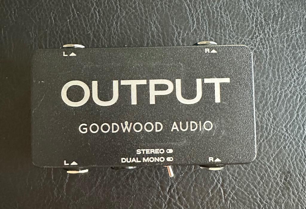 Goodwood Audio Output V2 splitter, Ophalen of Verzenden, Zo goed als nieuw, Overige typen