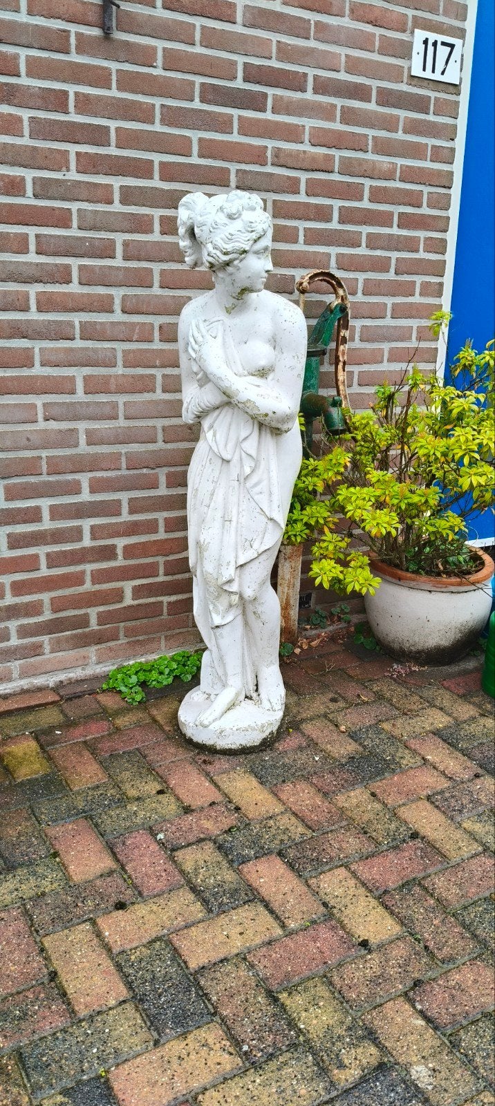 Klassiek beeld van een vrouw in steen, Ophalen, Weerbestendig, 50 - 100 cm, Beeld
