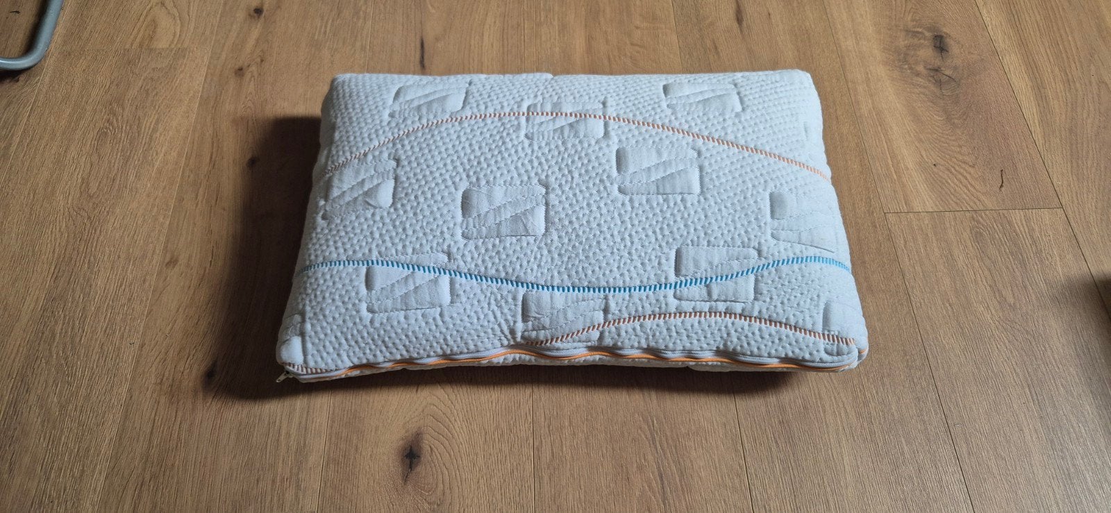 M line Energy Pillow 1, Eenpersoons, Wit, Ophalen of Verzenden, Zo goed als nieuw