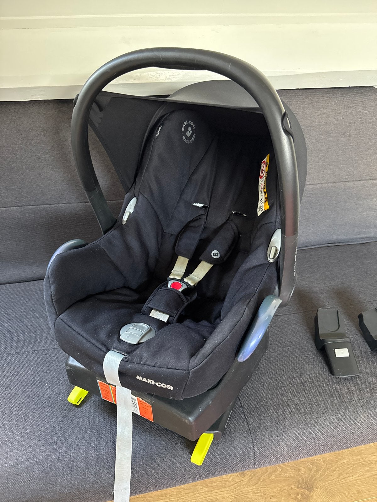 Maxi-Cosi autostoel met EasyFix base, Kinderen en Baby's, Ophalen, Autogordel of Isofix, Gebruikt, Zijbescherming