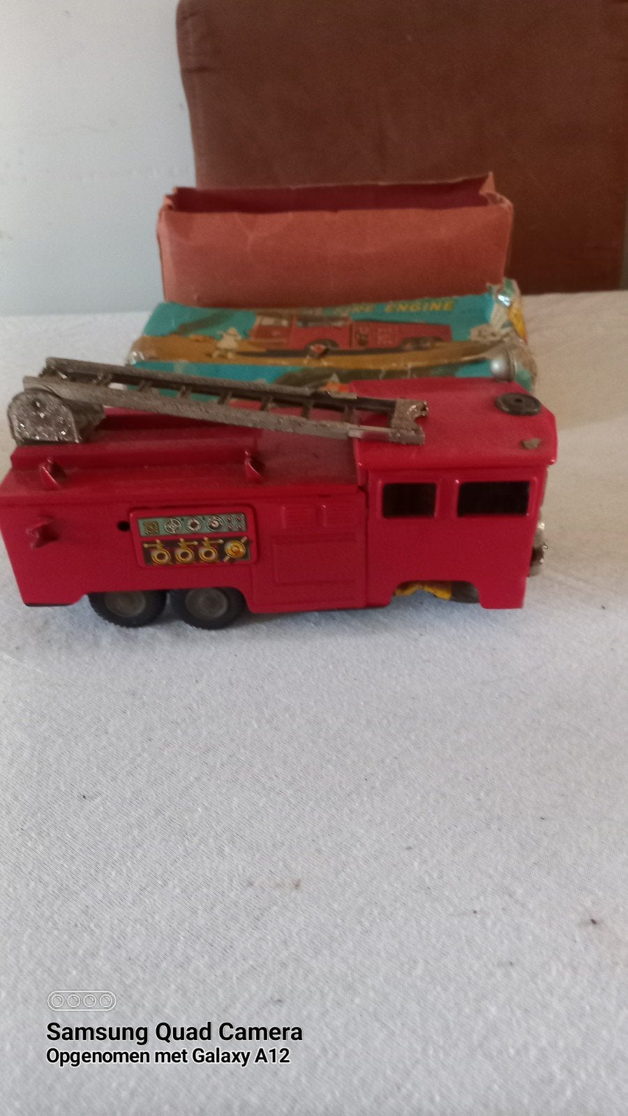 Vintage blikken speelgoed: brandweerwagen en caravan, Ophalen of Verzenden, Gebruikt