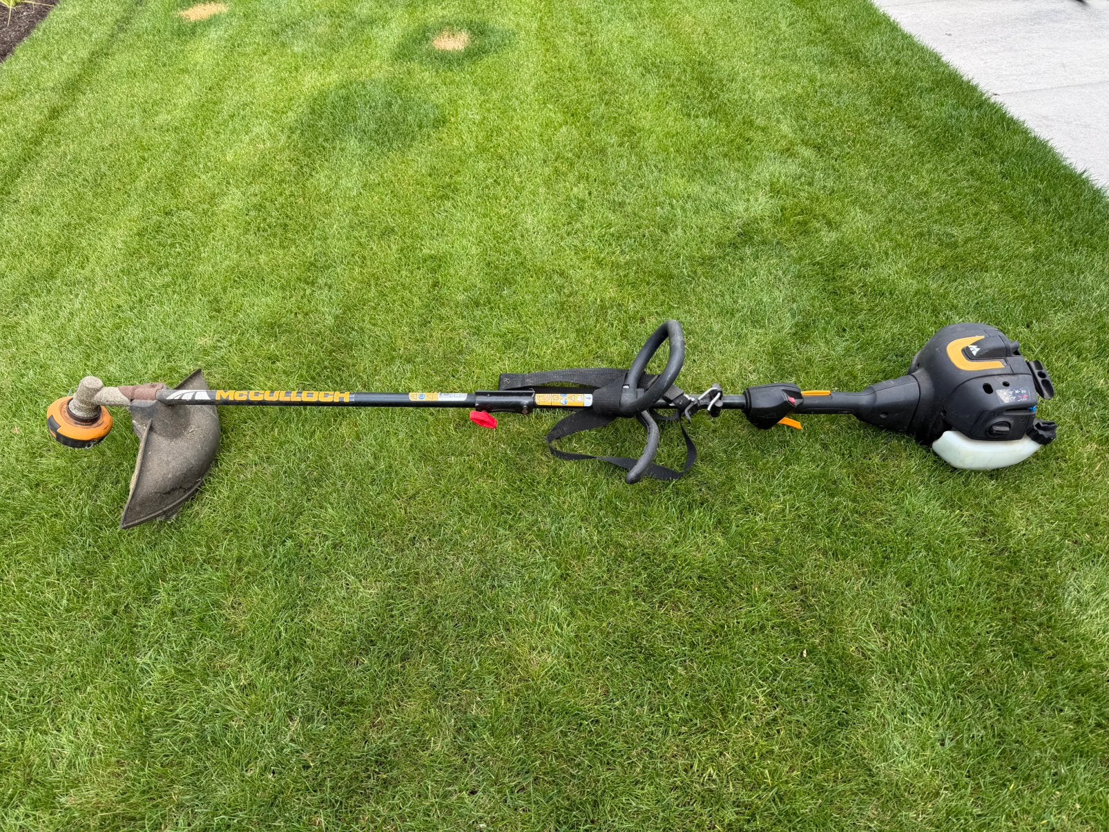 Wegens verhuizing Mc Cullogh bosmaaier, Ophalen, Gebruikt, 30 tot 50 cm, Benzine