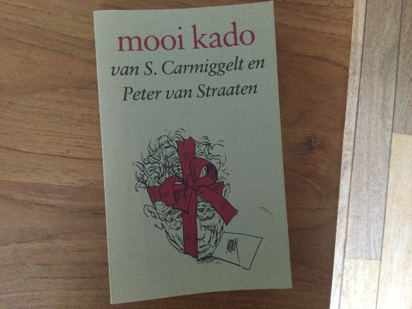 Simon Carmiggelt & Peter van Straaten Mooi Kado, Ophalen of Verzenden, Zo goed als nieuw