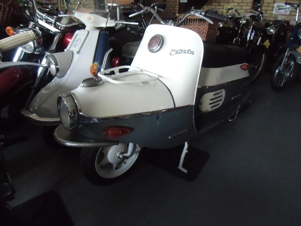 jawa cezeta scooter 1958 gerestaureerd, Overige merken, 175 cc, Maximaal 45 km/u, Ophalen of Verzenden