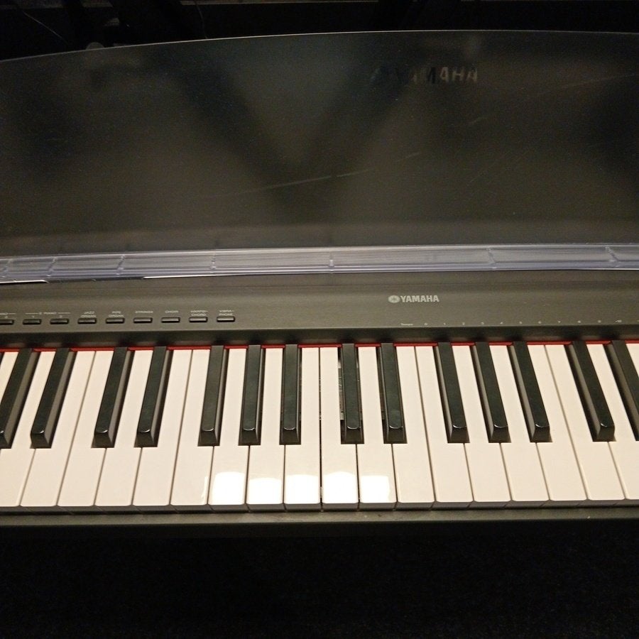Yamaha P95 Digitale Piano Inclusief Stand, Gebruikt, Zwart, Ophalen of Verzenden, Piano