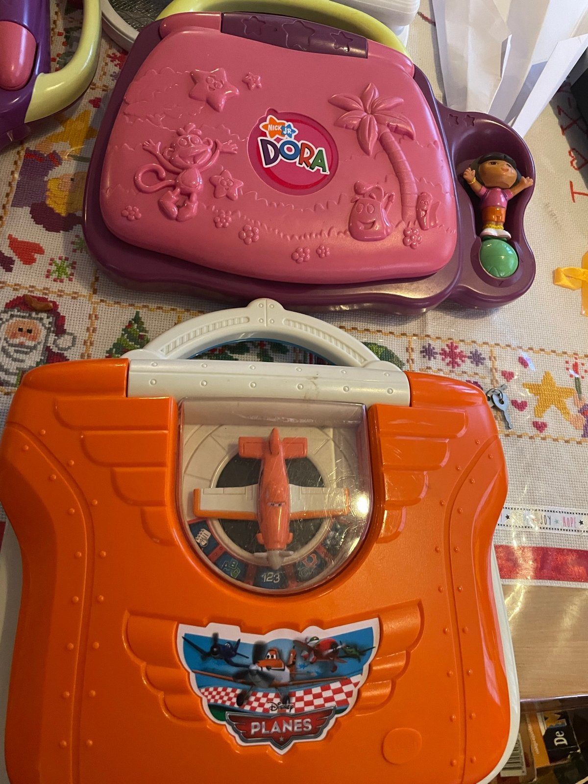 VTech Dora Avonturen Laptop & Disney Planes Laptop, Verzenden, Gebruikt, Taal en Lezen