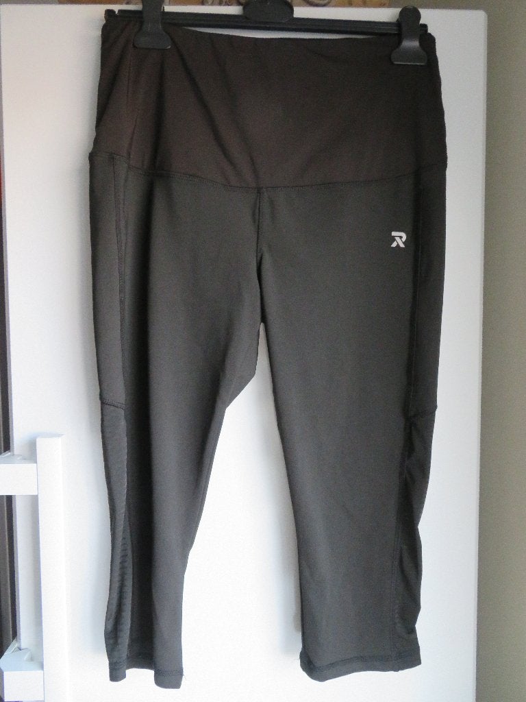 Dames sport broek 3/4 Redmax zwart ong. maat 40., Kleding | Dames, Sportkleding, Maat 38/40 (M), Zwart, Overige typen, Ophalen of Verzenden