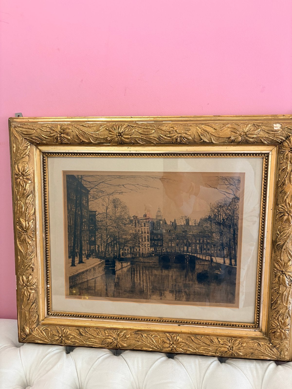 Ingelijste historische ets Amsterdamse gracht - J. Josseaud, Antiek en Kunst, Ingelijst, Ets, Stadsgezicht, Ophalen of Verzenden