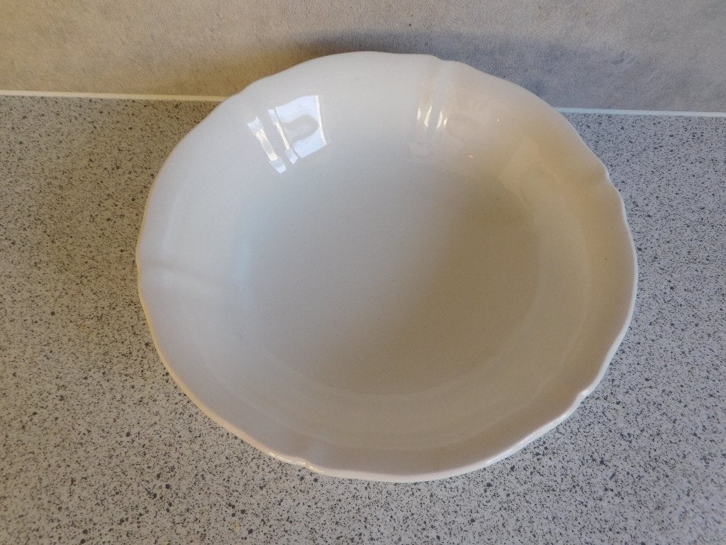 Schaal 16 cm. Catherine Shape Queensware Wedgwood, Ophalen of Verzenden, Zo goed als nieuw, Porselein, Schaal of Schalen
