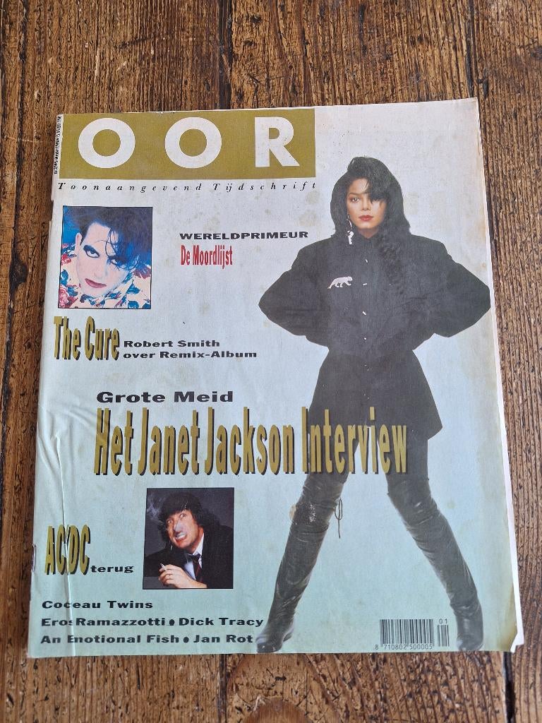 THE CURE = AC/DC = JANET JACKSON = JAN ROT, Boeken, Ophalen of Verzenden, Gelezen, Muziek, Film of Tv