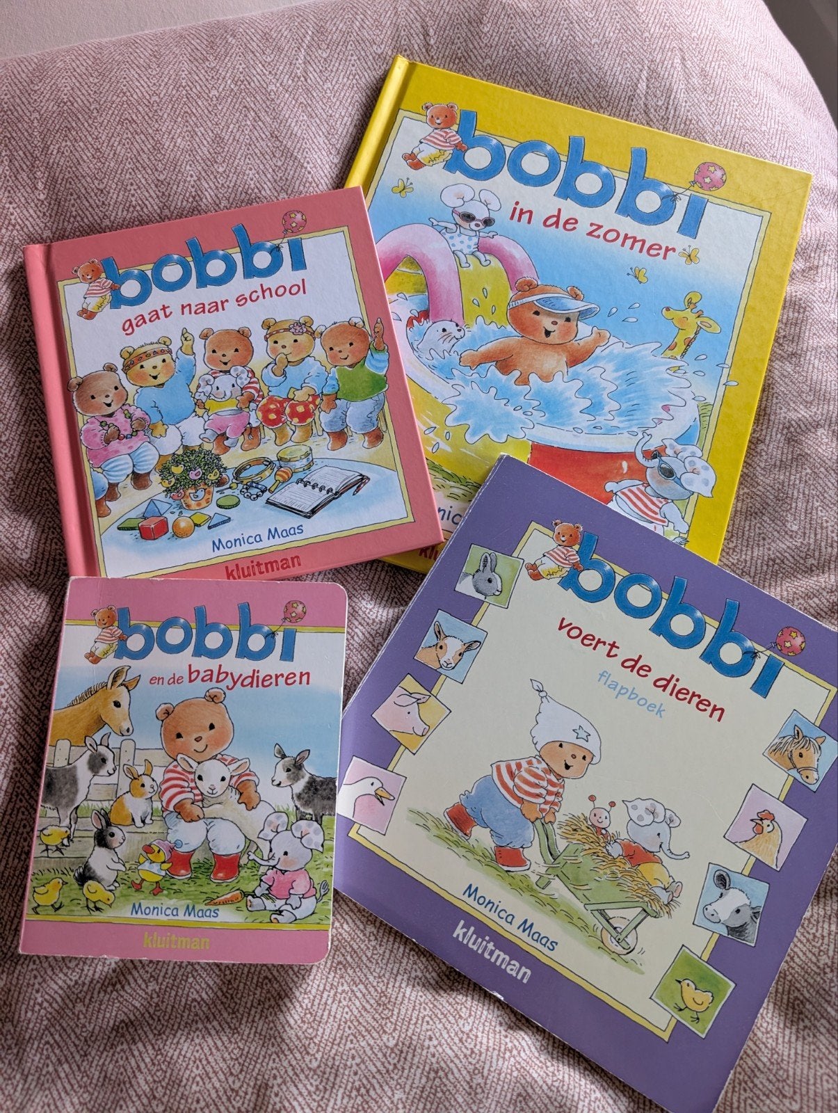 Bobbi boekjes, Ophalen of Verzenden, Zo goed als nieuw