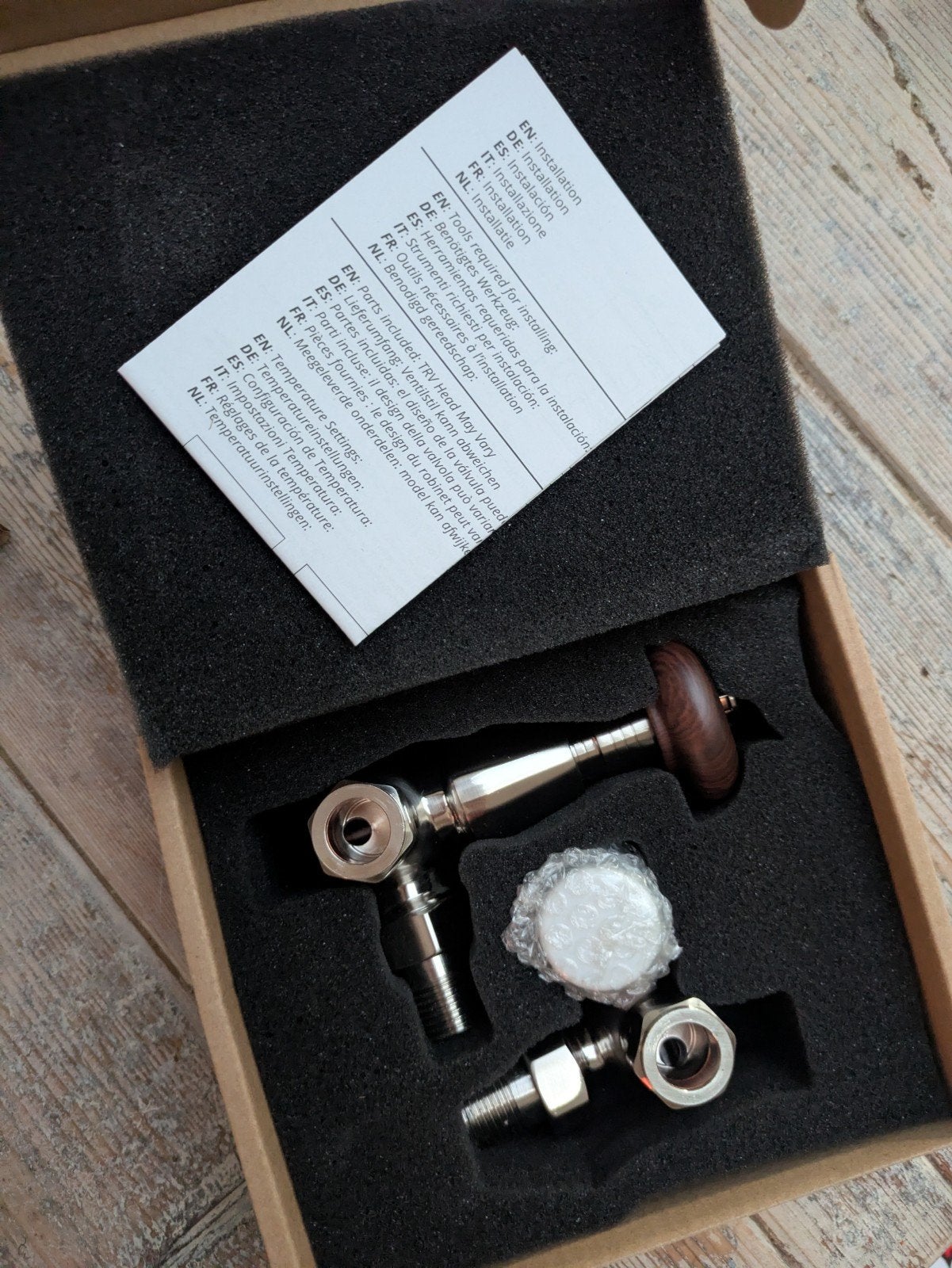 Hudson Reed Klassieke Radiatorkranen (satijn nikkel), Ophalen, Minder dan 30 cm, Radiator, Nieuw