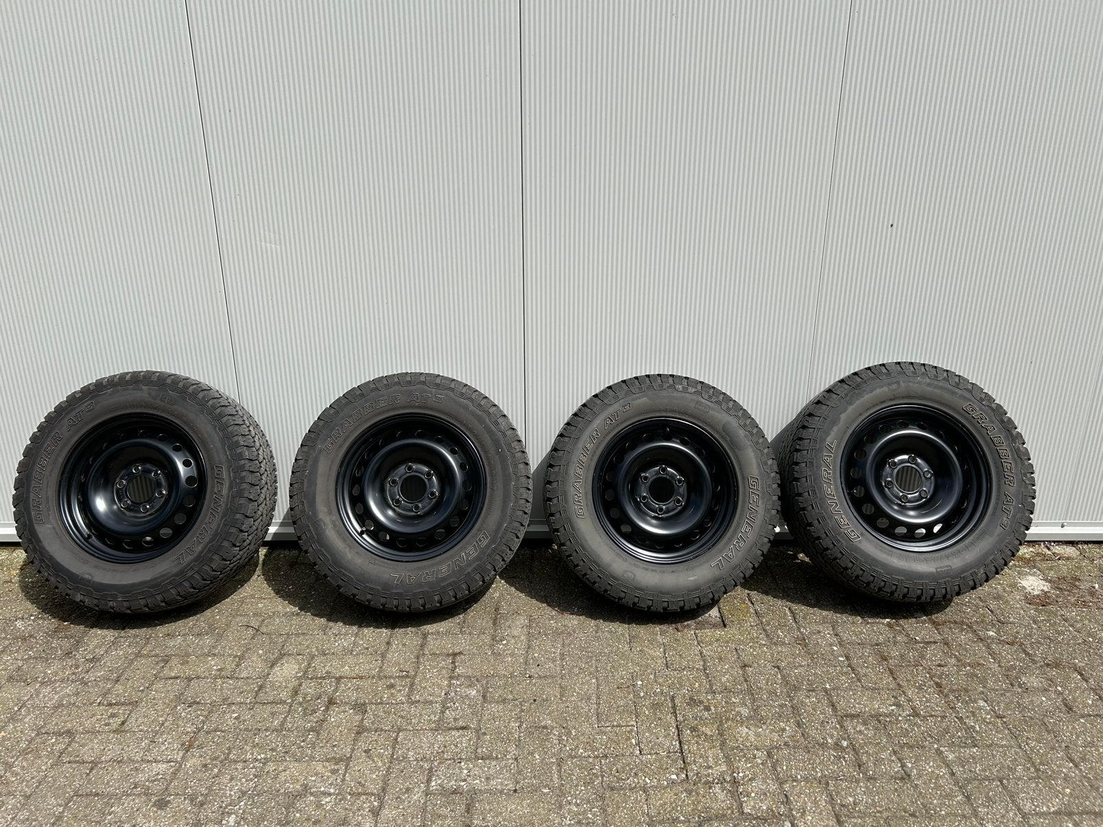 All Terrein banden Mercedes Benz Sprinter, Auto-onderdelen, Ophalen, 265 mm, Banden en Velgen, 17 inch