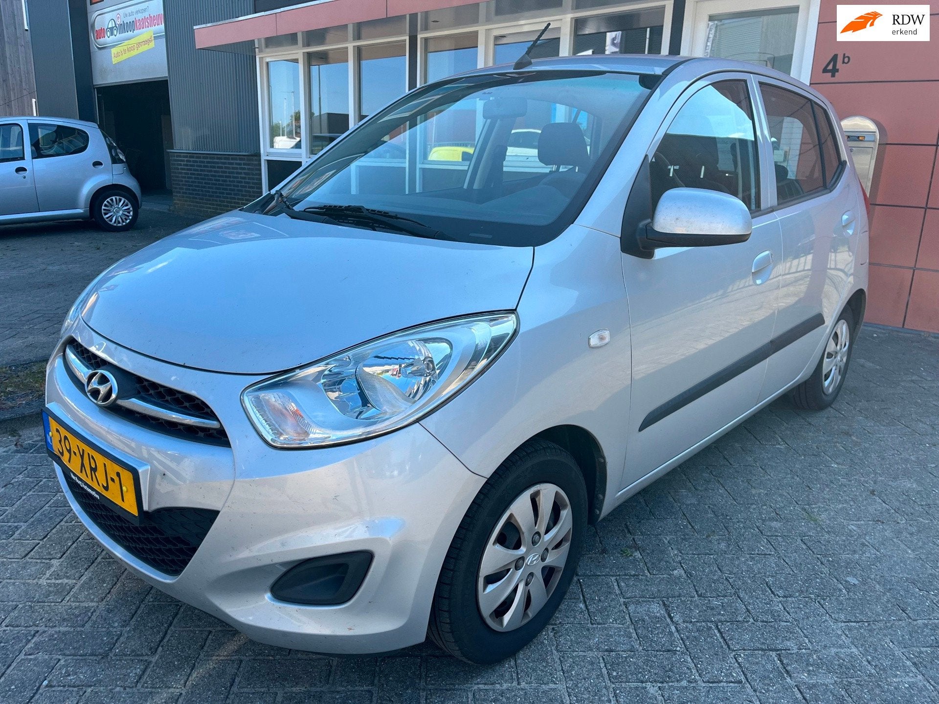 Hyundai I10 1.1 i-Drive Cool airco trekhaak, Auto's, Euro 5, Gebruikt, 4 cilinders, 400 kg