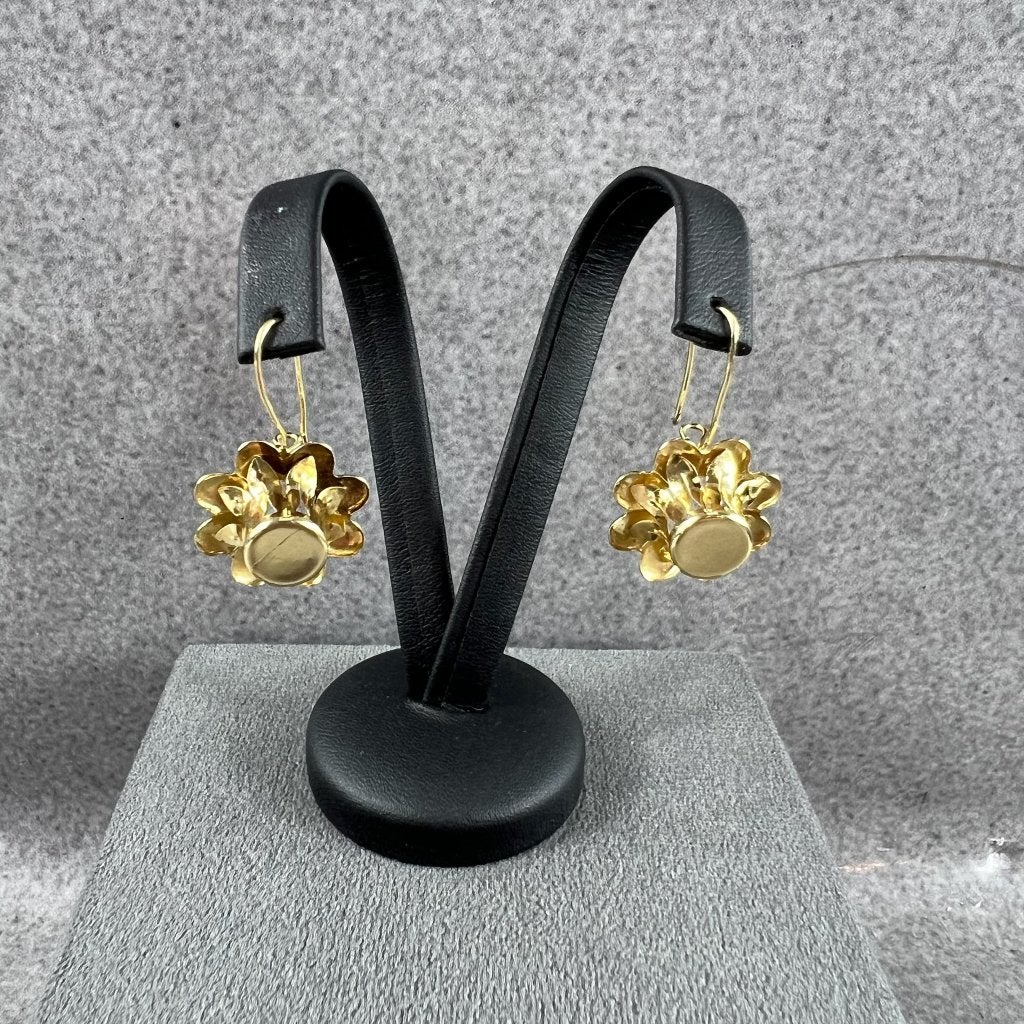 Gouden Oorbellen | 14k | 3,1g | bloem hanger |3,3cm| 416379, Ophalen of Verzenden, Goud, Goud, Hangers