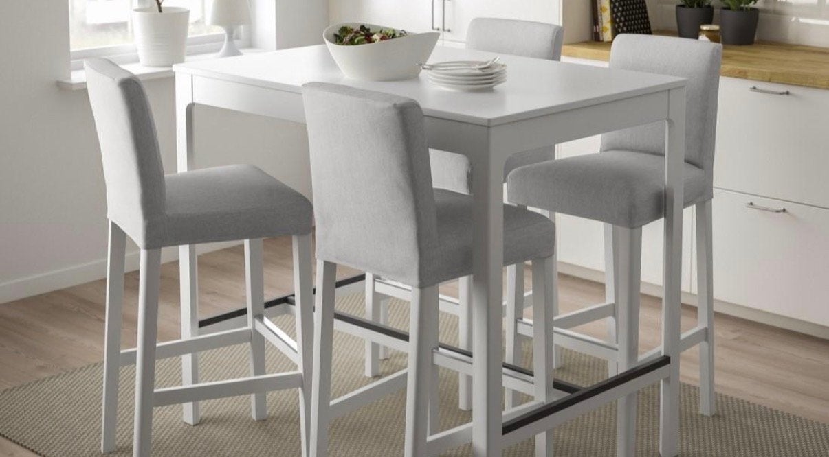 IKEA barset – NORDVIKEN bartafel met 4 BERGMUND barkrukken, Ophalen, Gebruikt, Met voetsteun, 90 cm of meer