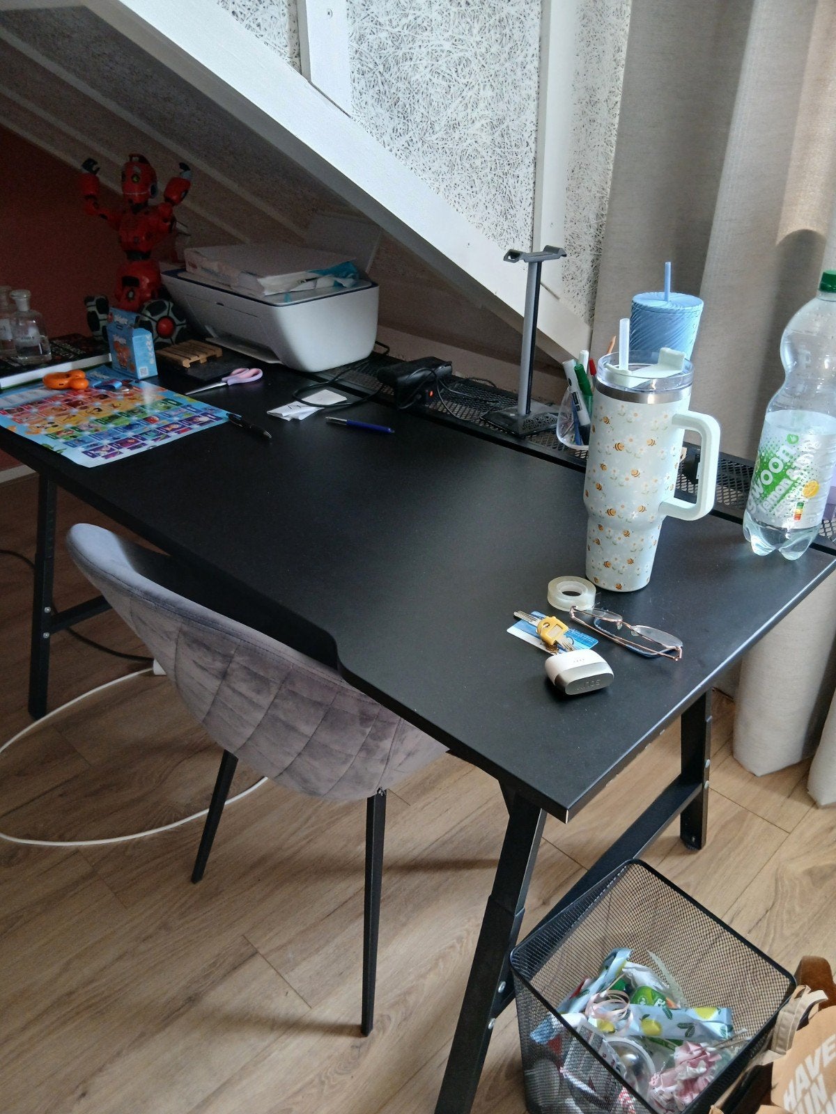 IKEA bureau, Huis en Inrichting, Ophalen of Verzenden, Zo goed als nieuw