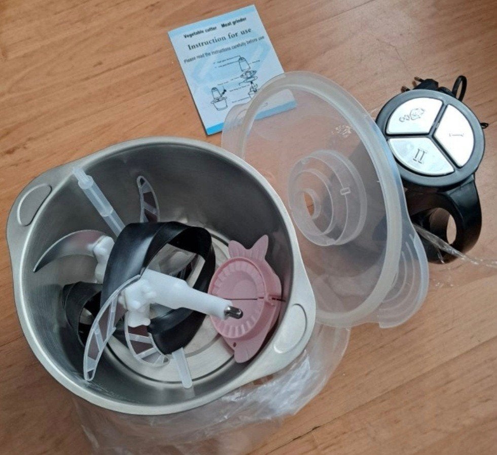 Elektrische Vleesmolen / Hakmolen, Minder dan 1 liter, Ophalen of Verzenden, Nieuw, 1 snelheid