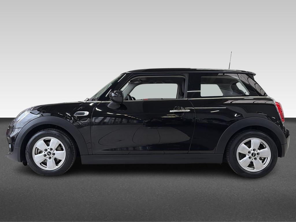 MINI 3-Deurs Mini (f56) 1.5 ONE FIRST 75PK NAVI SPORTSEATS N, Auto's, Voorwielaandrijving, Gebruikt, 4 stoelen, Origineel Nederlands