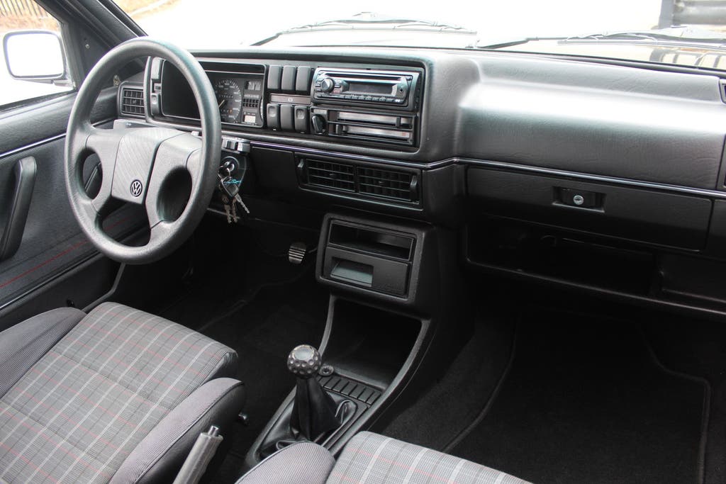 Volkswagen Golf 1.8 GTI Nederlandse auto/Nieuwe APK 15-07-20, foto 6