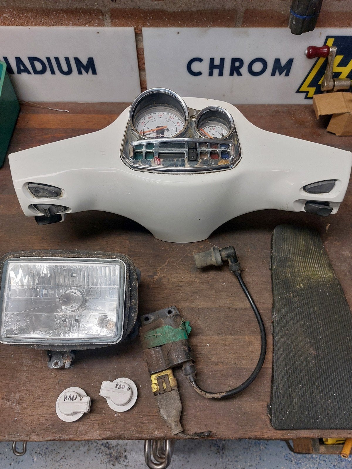 Vespa S/ LX onderdelen diversen, Fietsen en Brommers, Brommeronderdelen | Scooters, Ophalen of Verzenden, Koplamp, Vespa