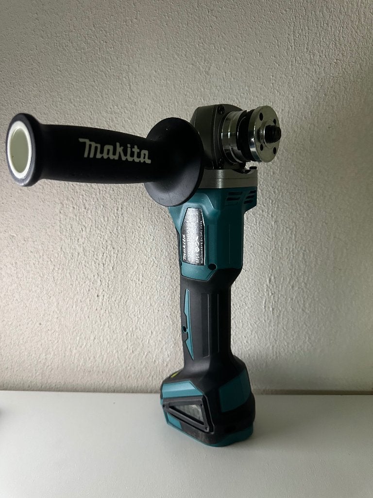 Makita DGA504 Haakse Slijper Body - zonder accu, Verzenden, Nieuw, Minder dan 700 watt, Haakse handslijpmachine