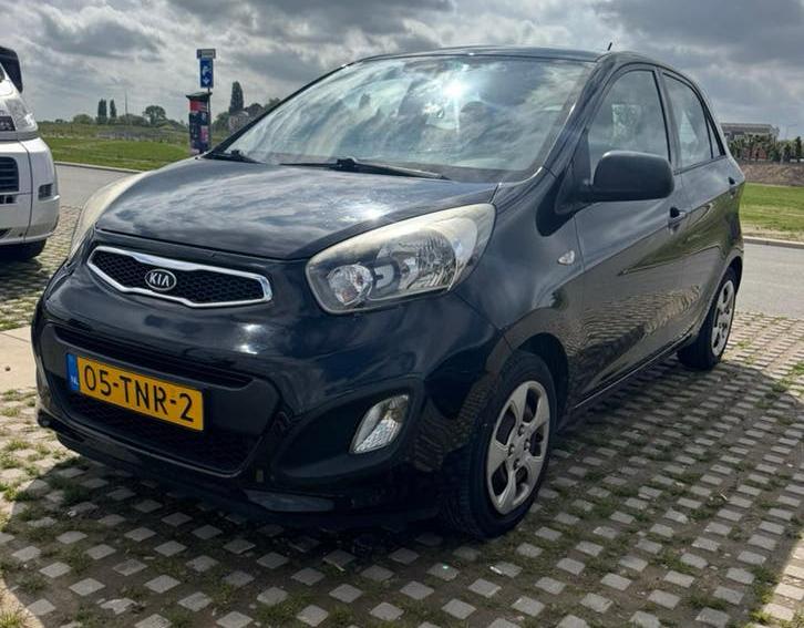 Kia picanto 2012|5drs |nieuwe apk| carplay|elektrische ramen, Auto's, Kia, Voorwielaandrijving, 400 kg, Zwart, Origineel Nederlands