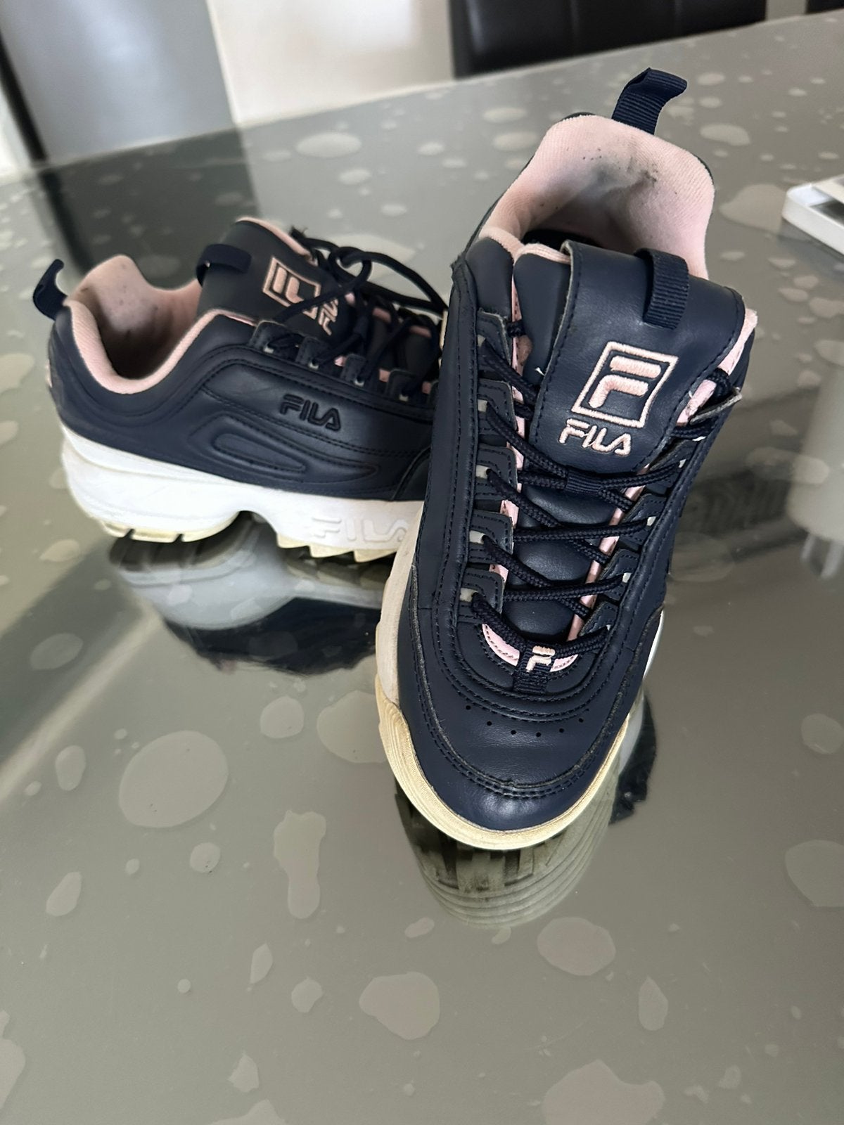 Fila, Ophalen, Zo goed als nieuw, Schoenen