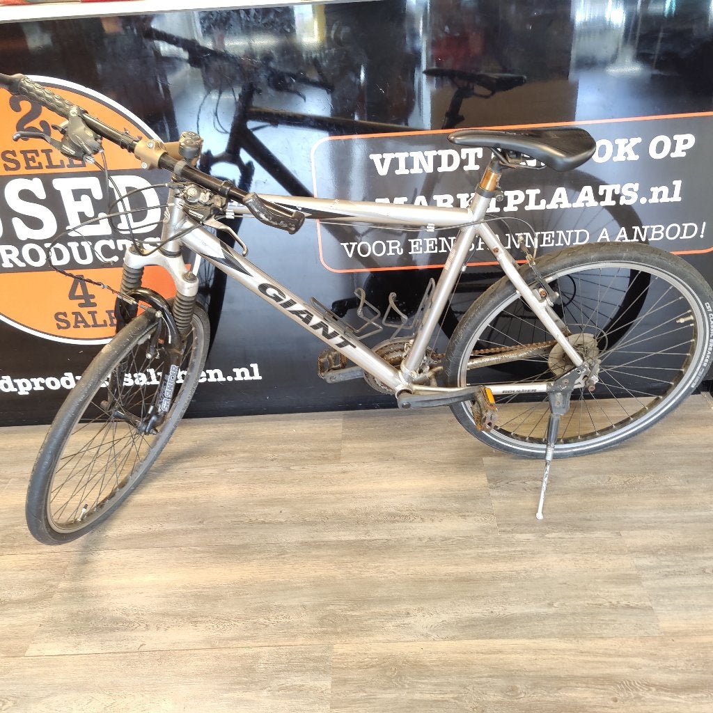 giant boulder mountainbike (opknapper!) || €NU: €39.99, Gebruikt, Ophalen of Verzenden, X, X