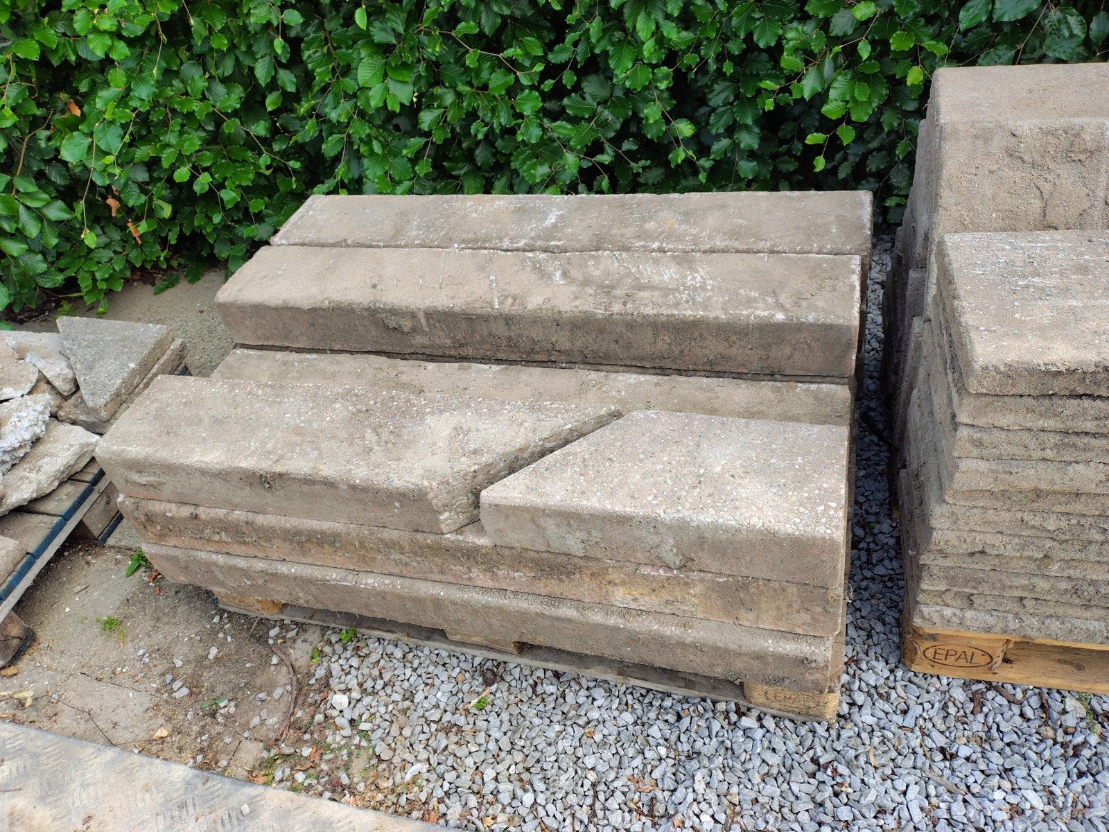 Beton bielzen 120x20x10cm - 11 stuks (1 doorgeslepen), Gebruikt, 100 tot 200 cm, Biels, Ophalen of Verzenden