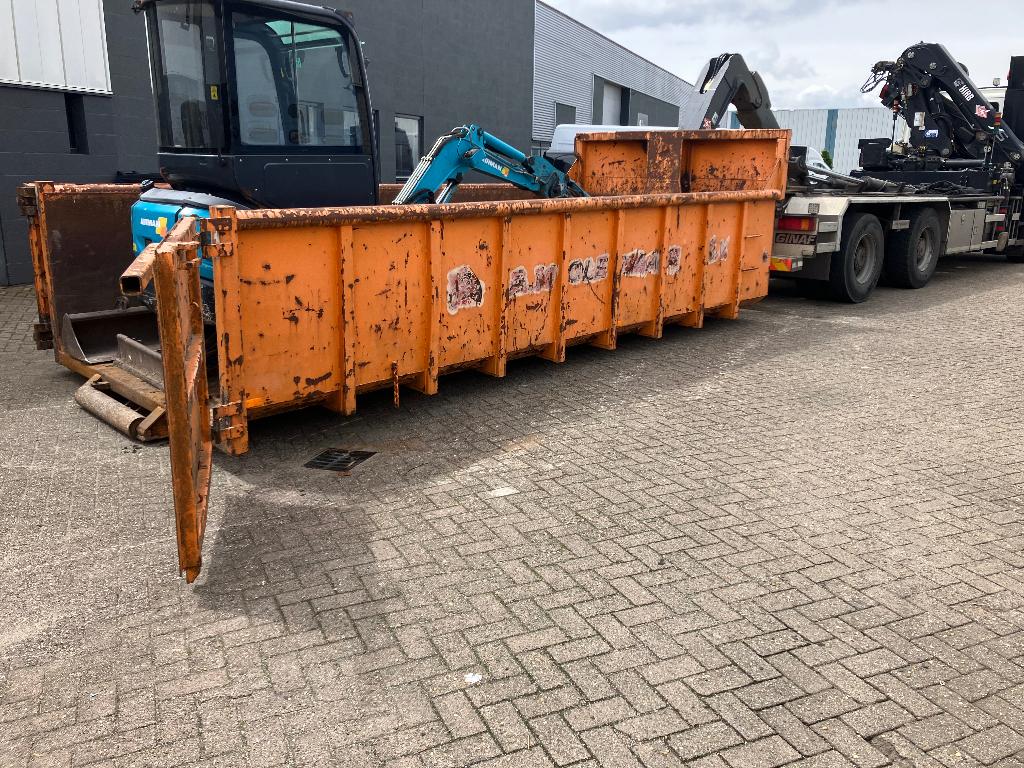 Haakcontainer, Ophalen