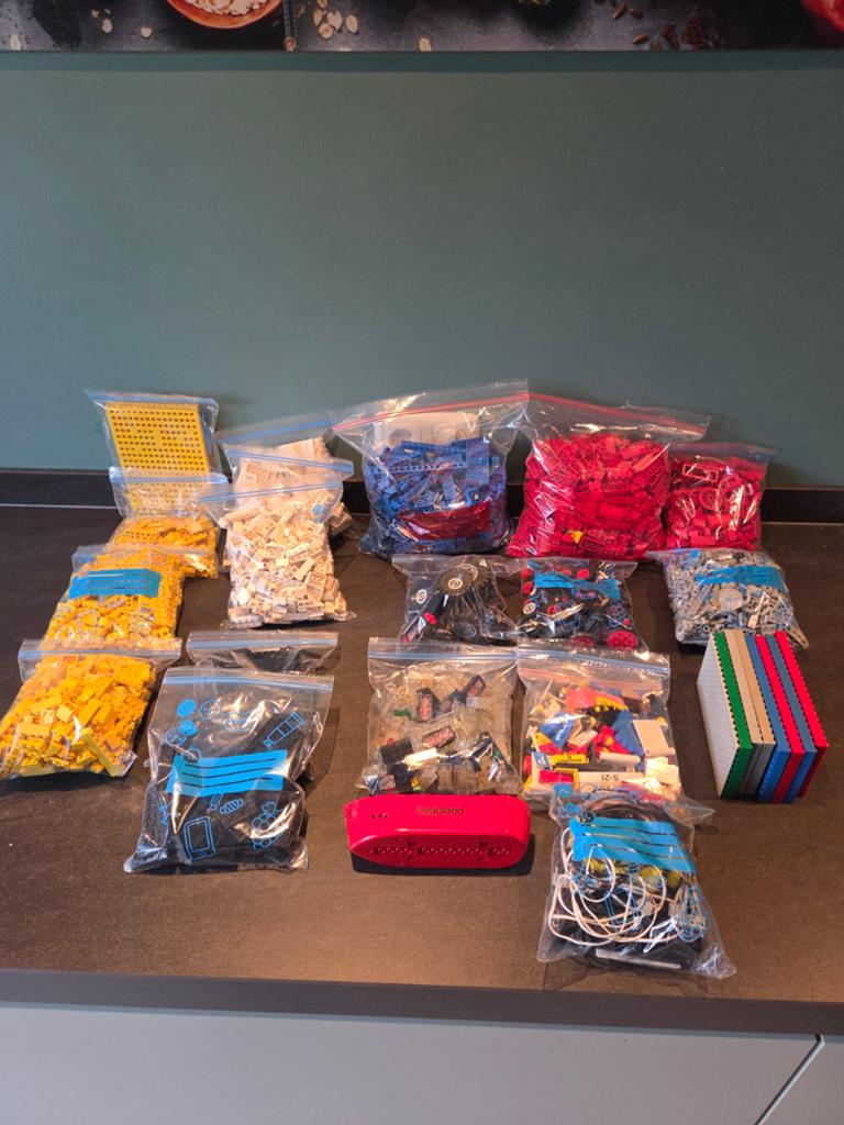 Grote partij LEGO CLASSIC/TECHNIC, Gebruikt, Inclusief extra onderdelen, Lego, Ophalen of Verzenden
