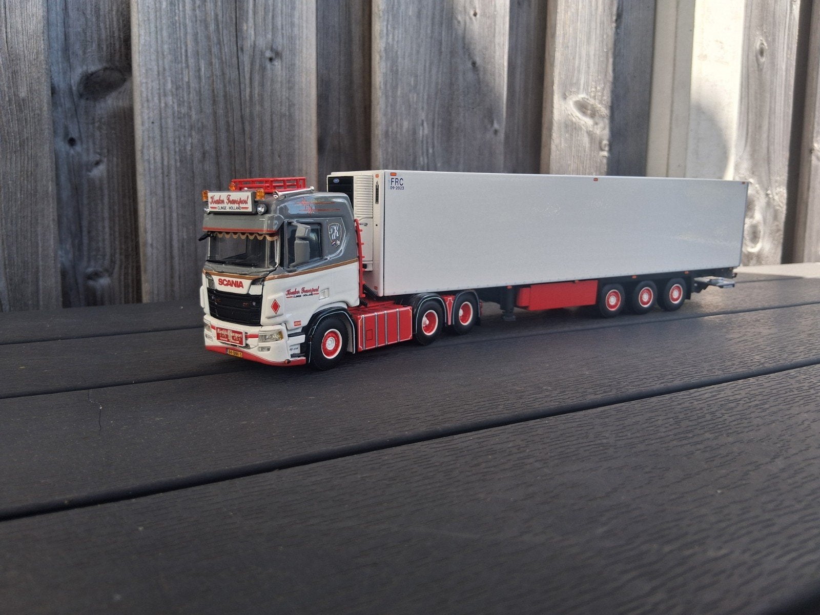 WSI Model Scania Koeloplegger - De kraker Transport, Overige merken, 1:50 of kleiner, Ophalen of Verzenden, Zo goed als nieuw