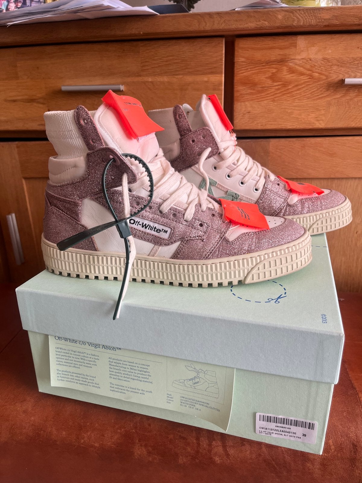 Off-White 3.0 Off Court Special Glitter White Pink Maat 39, Ophalen, Roze, Sneakers of Gympen, Zo goed als nieuw